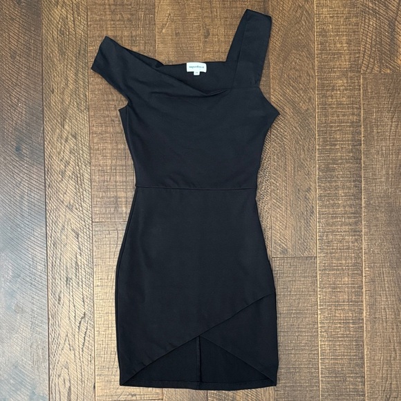 Revolve Superdown fallon asymmetrical mini dress in black - Picture 2 of 9
